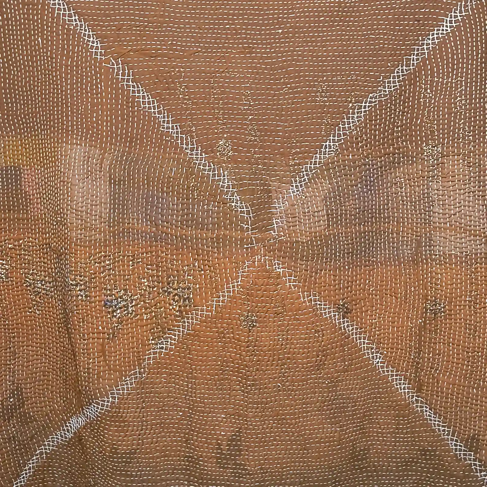 Beautifully Crafted Patchwork Quilt Blanket